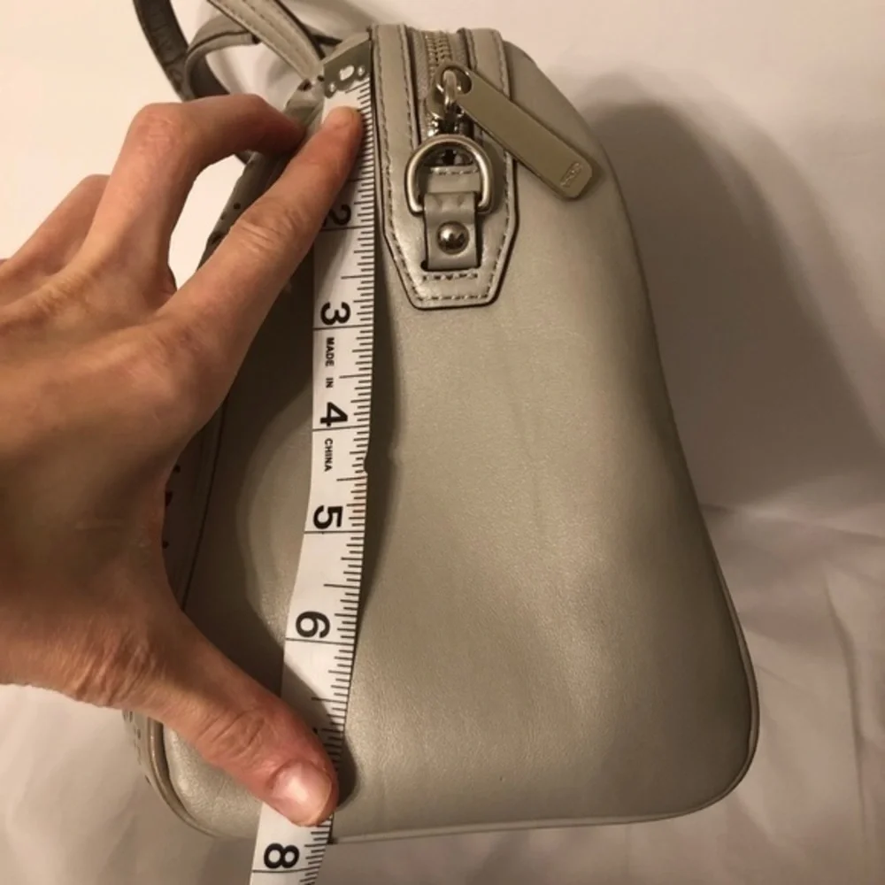 COACH TAYLOR EYELET LEATHER SATCHEL (COACH F27392)